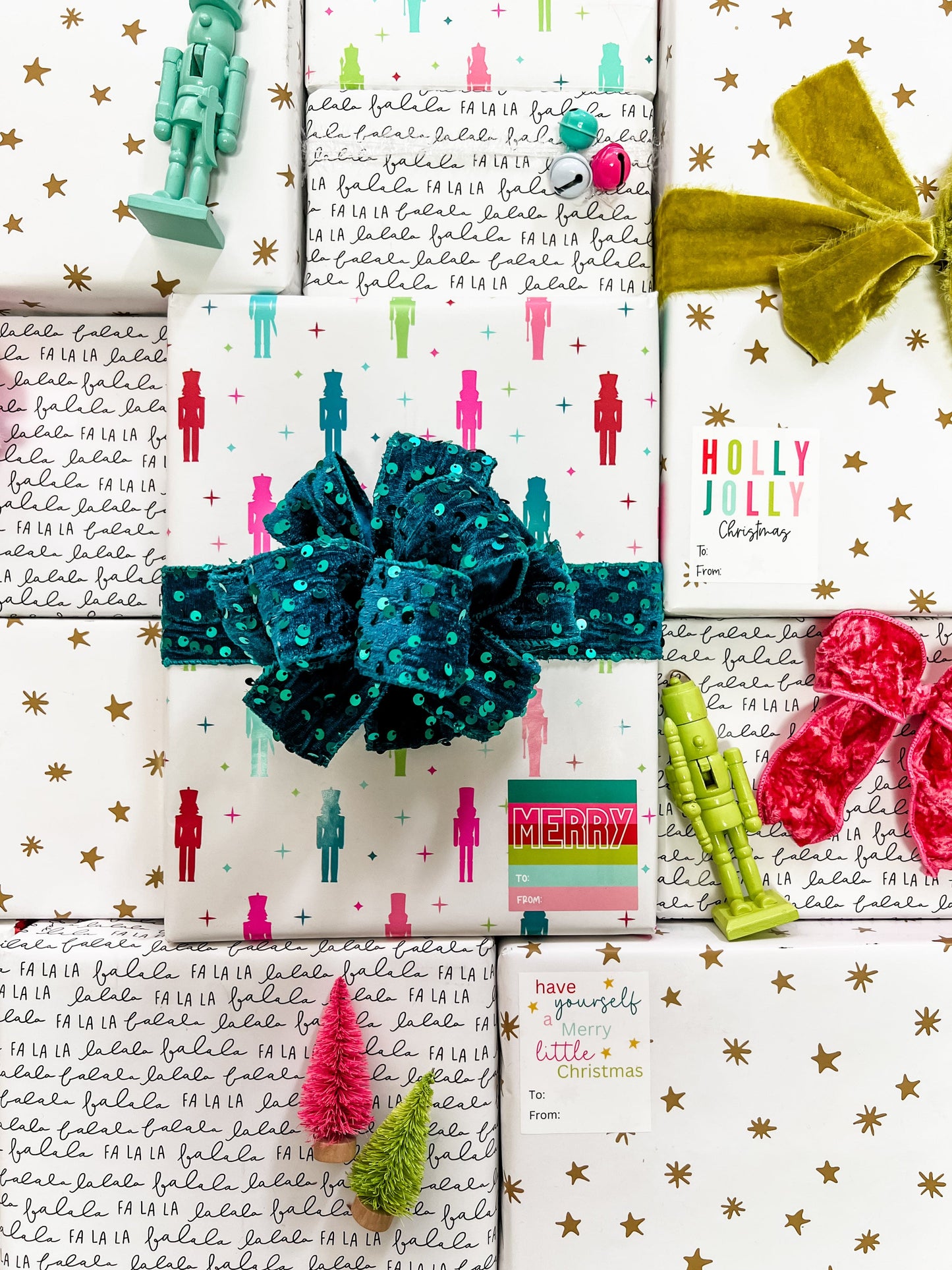 2025 Deluxe Holiday Wrapping Kit - Colorful Nutcracker