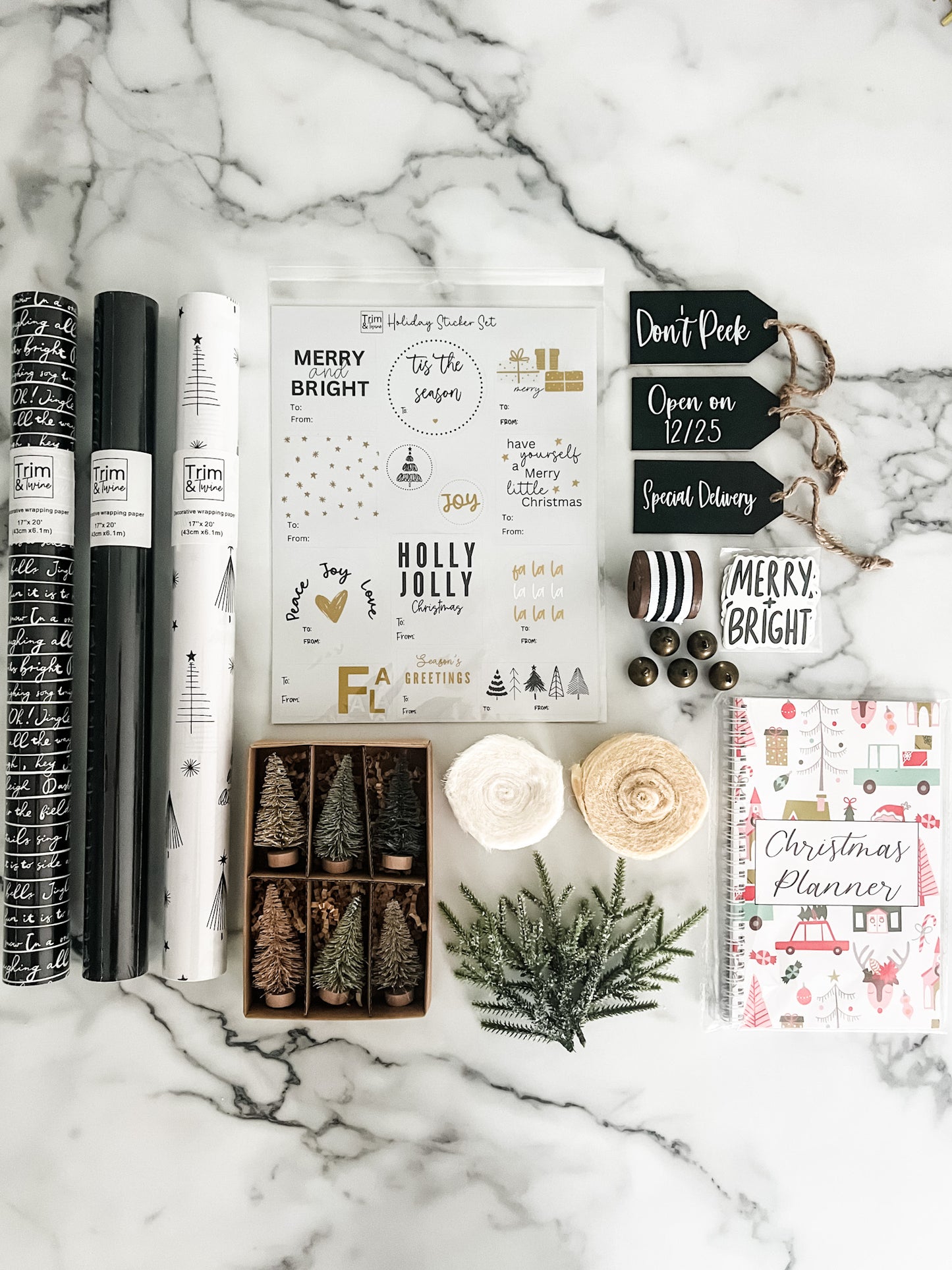 Holiday Wrapping Kit - Black & White