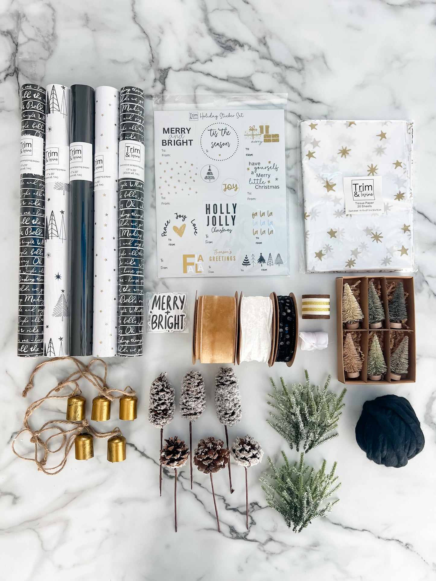 2025 Deluxe Holiday Wrapping Kit - Black & White